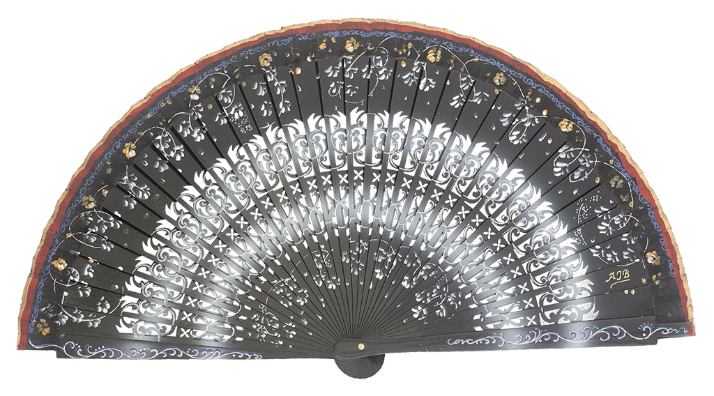 Abanico madera pintado a mano